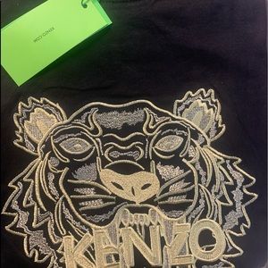 Meet your Posher, Sak